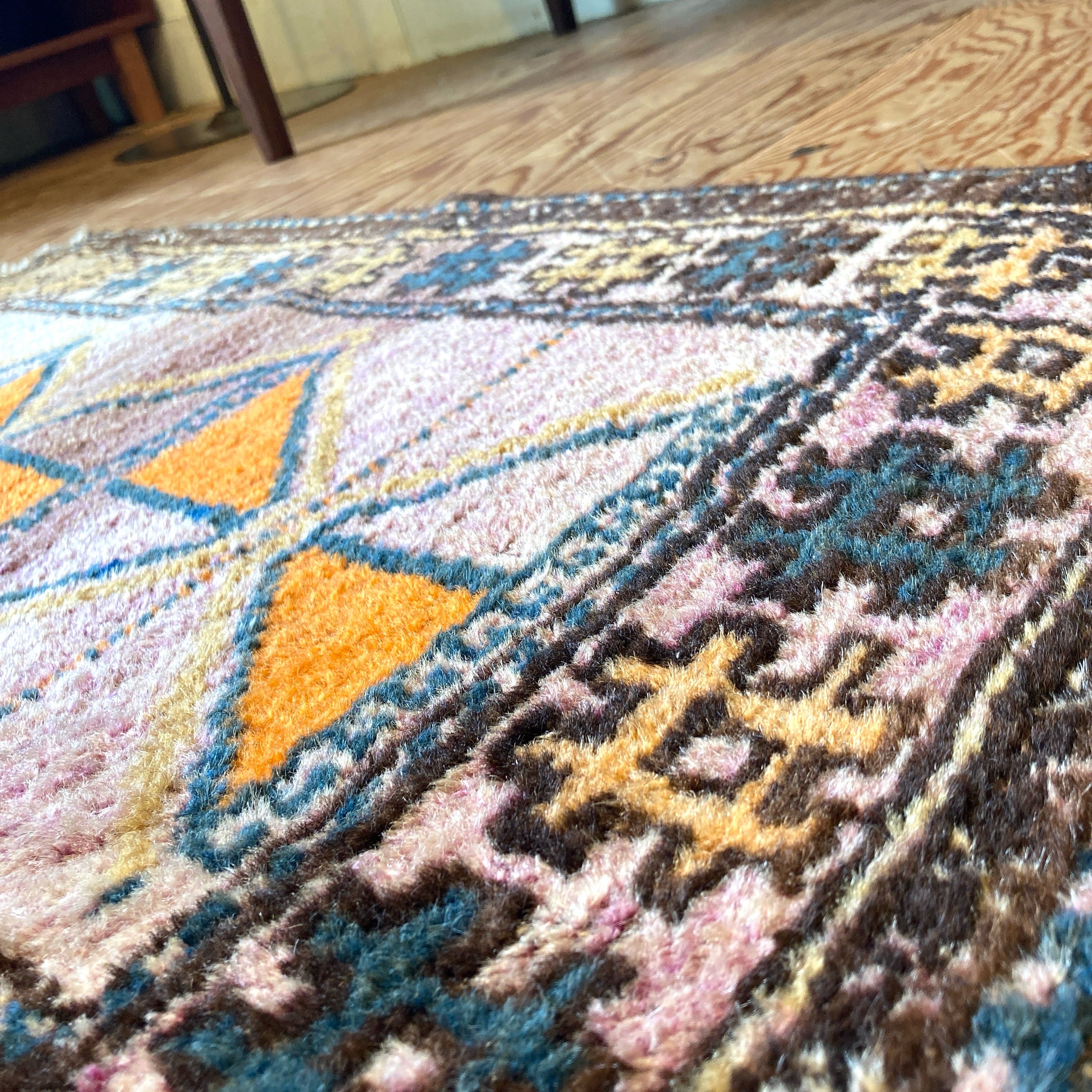 319064_5.jpg?crop=center&