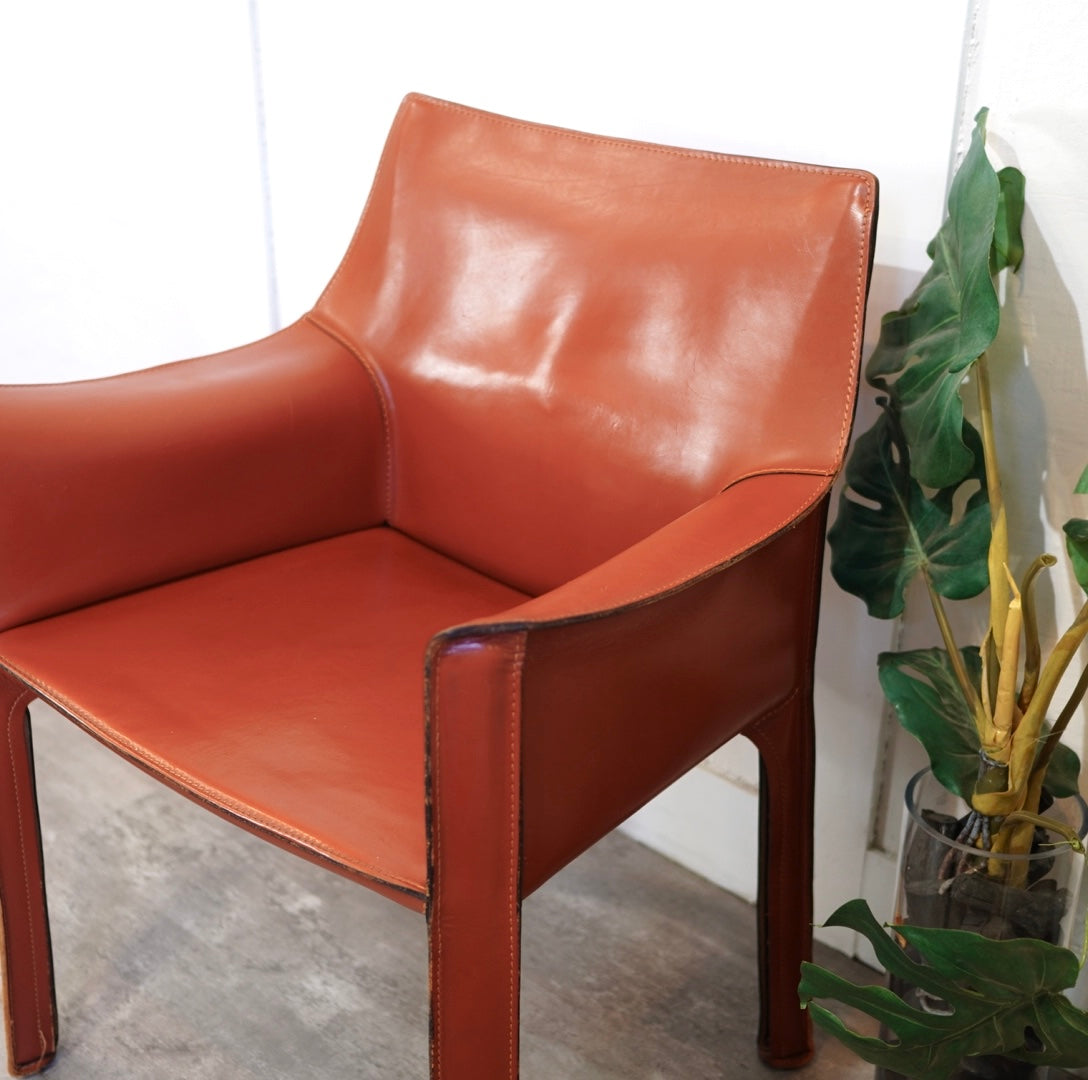 カッシーナ Cassina キャブ CAB アームチェア 413 赤茶 マリオ