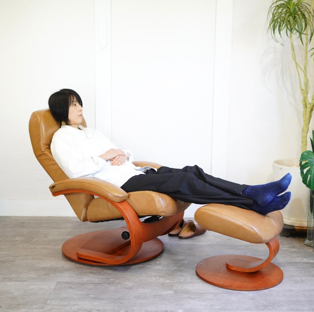 イエリアーダ / Hjellegjerde フィヨルド ウノ Cベースチェア フット