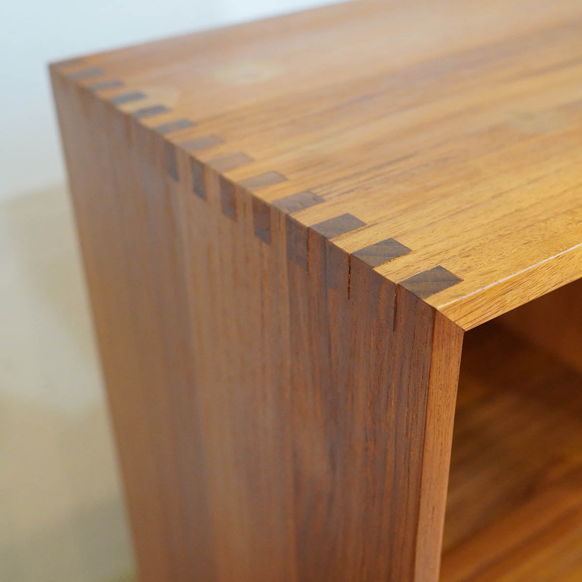 クロロス / CHLOROS チーク 無垢材 スモールブックシェルフ 3×3