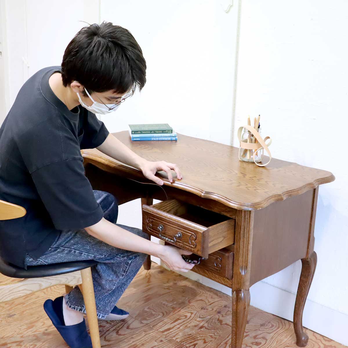 三越ブルージュ / Brugge ルーマニア製 オーク材 デスク アンティーク