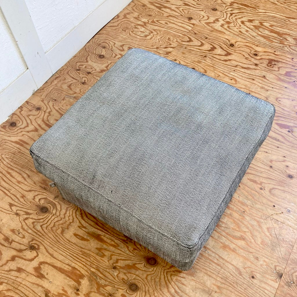 アイラーセン / eilersen ストックホルム オットマン 中古 グレー