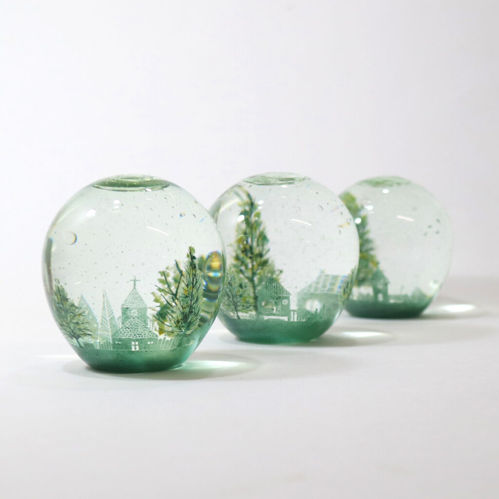 金津沙矢香さんの夏のスノドーム | 力丸雑貨店