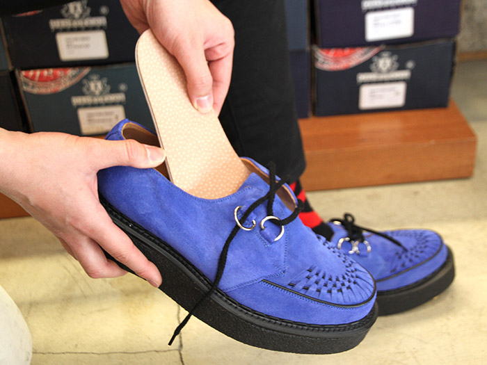 ジョージコックス3588ロイヤルブルースエード ブラックインターレース