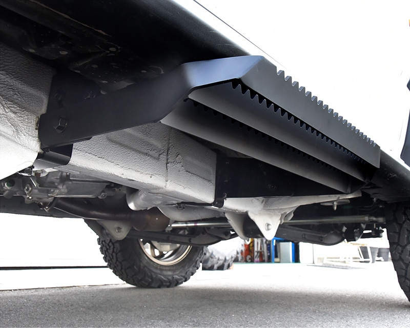 フォールディングサイドステップ (ジムニーシエラJB74)｜RV4ワイルド