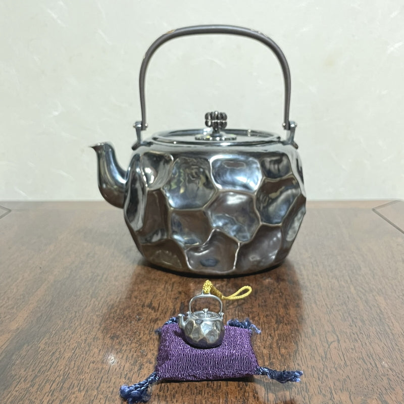 銀の薬缶 鈴 – かざりや 鐐 - KAZARIYA RYO KYOTO JAPAN -