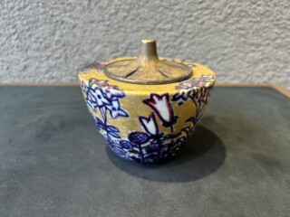 六代 清水六兵衛 『染付草花文香炉』 ｜骨董品買取 緑和堂