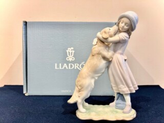 リヤドロ 『犬と少女 待ってたよ！』 ｜骨董品買取 緑和堂