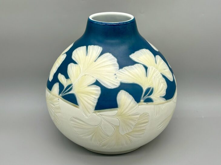 板谷波山 『彩磁銀杏散文花瓶』 ｜骨董品買取 緑和堂