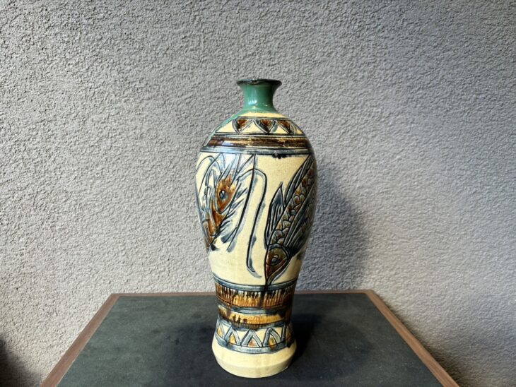 金城次郎『魚海老文花瓶』 ｜骨董品買取 緑和堂