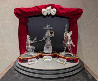 スワロフスキー 『マスカレード』 ｜骨董品買取 緑和堂