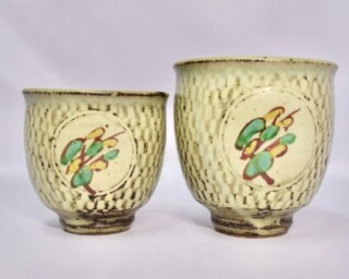 清水 卯一 作『油滴天目釉湯呑・白釉湯呑』 ｜骨董品買取 緑和堂