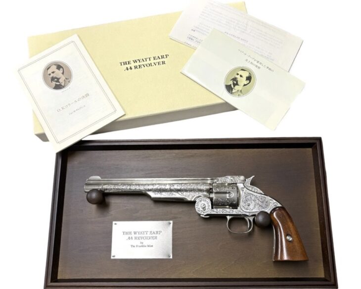 フランクリンミント 『WYATT EARP .44 REVOLVER』 ｜骨董品買取 緑和堂