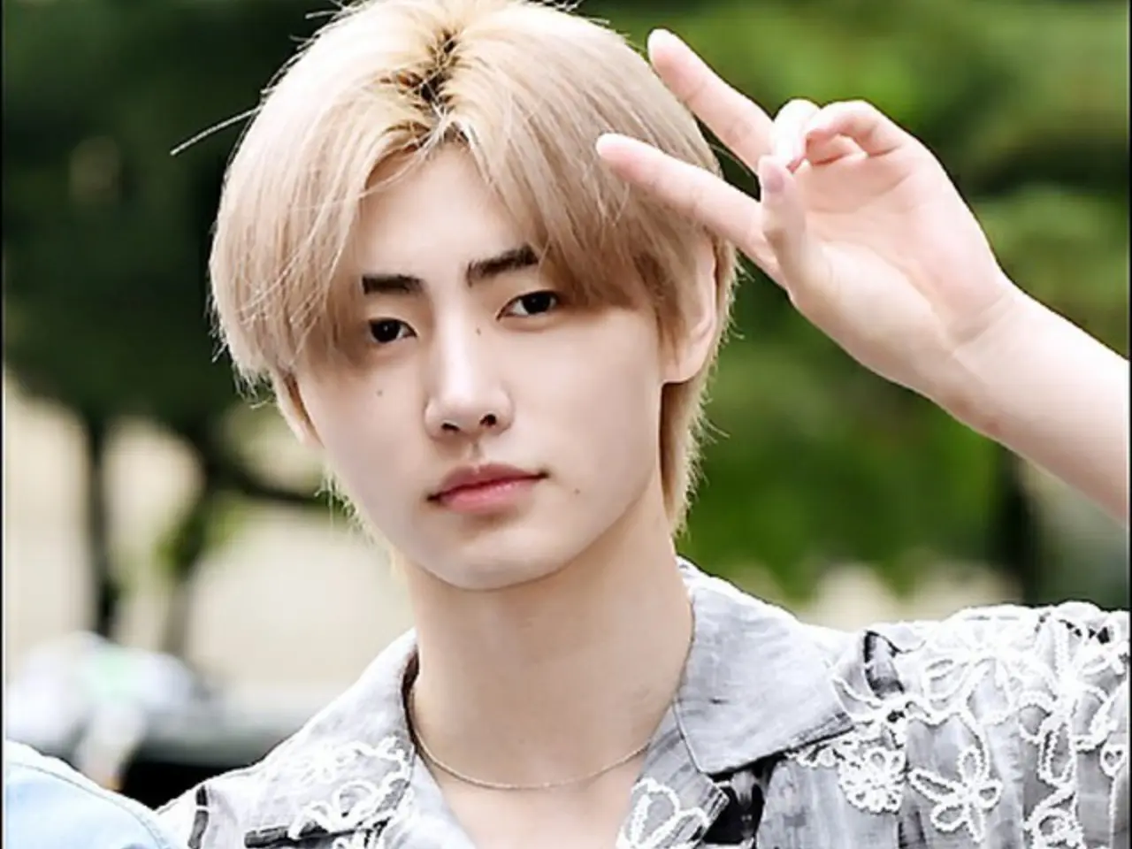 公式】ソンフン（ENHYPEN）、「ミュージックバンク」MC卒業…チャン