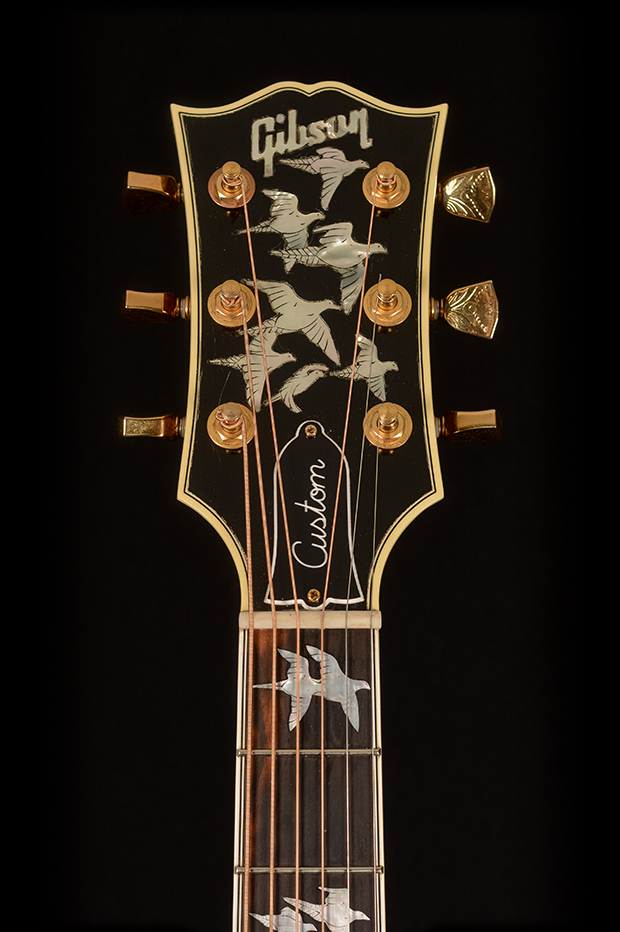 Gibson Doves In Flight 2009 | Woodstock Guitars