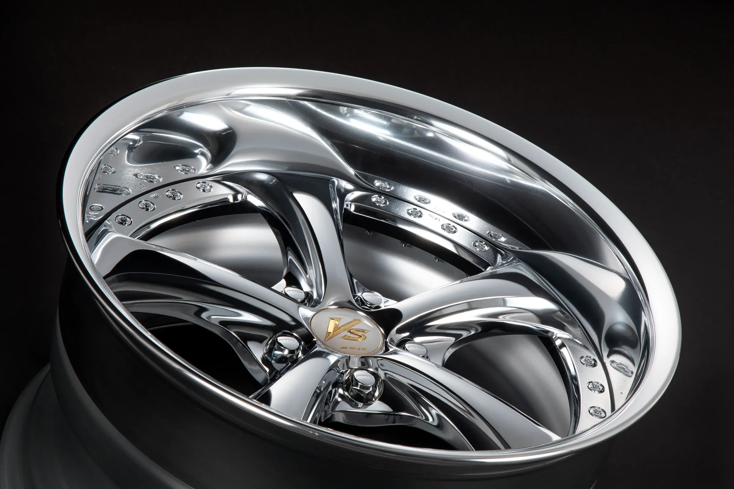 VS-KF♯に限定カラー『Chrome Edition』が登場。あの“黄金時代”の輝き