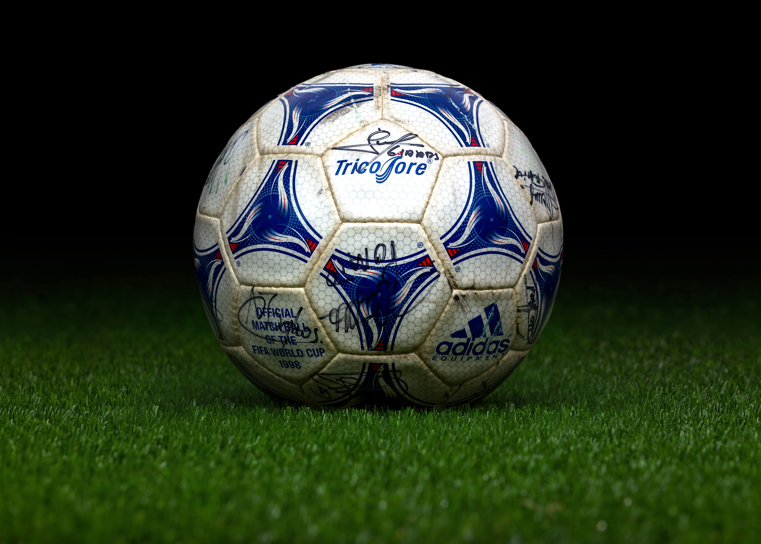 Made in Morocco match ball (signed by the French team) FIFA World