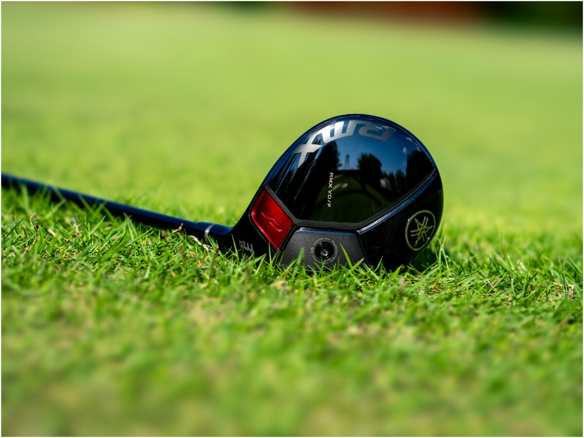 契約外のプロも愛用する“3W”とは…？チタンフェースのメリットを専門家