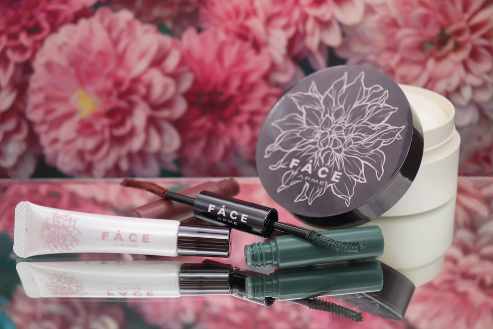 マスク生活を彩る3つのアイテム！2022年秋冬コスメ販売スタート | 美肌