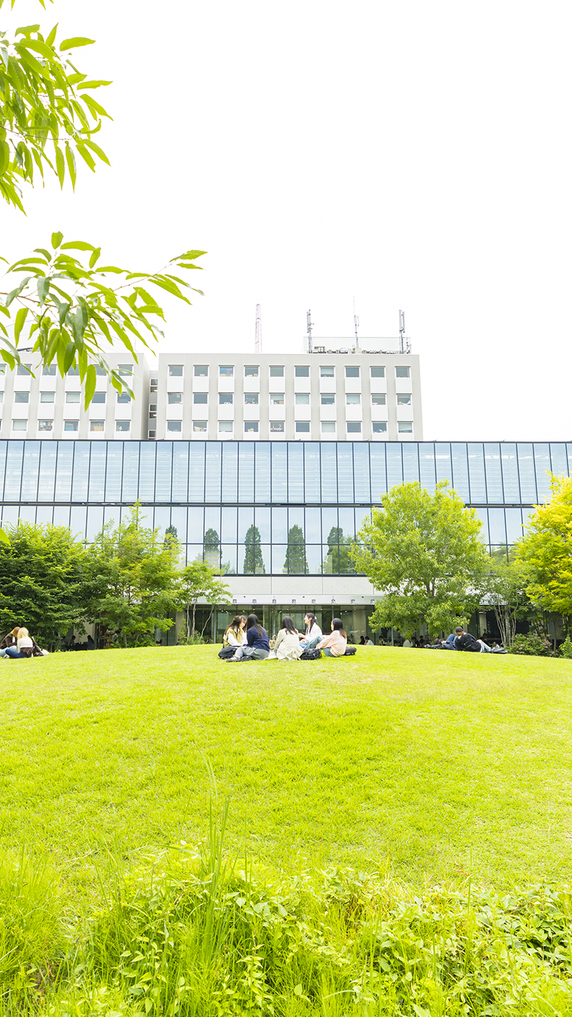 早稲田大学 文学部