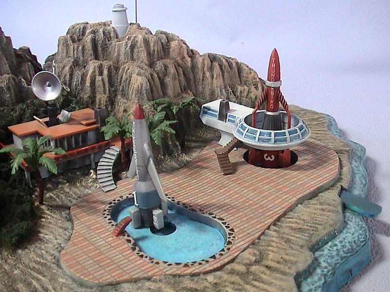 サンダーバード秘密基地 イマイ