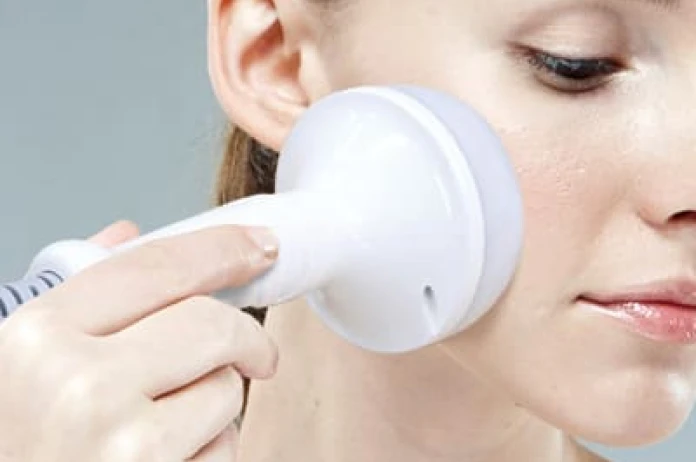 CELLTUNE(セルチューン) | 電子運動器・美容器 | 伊藤超短波 一般の