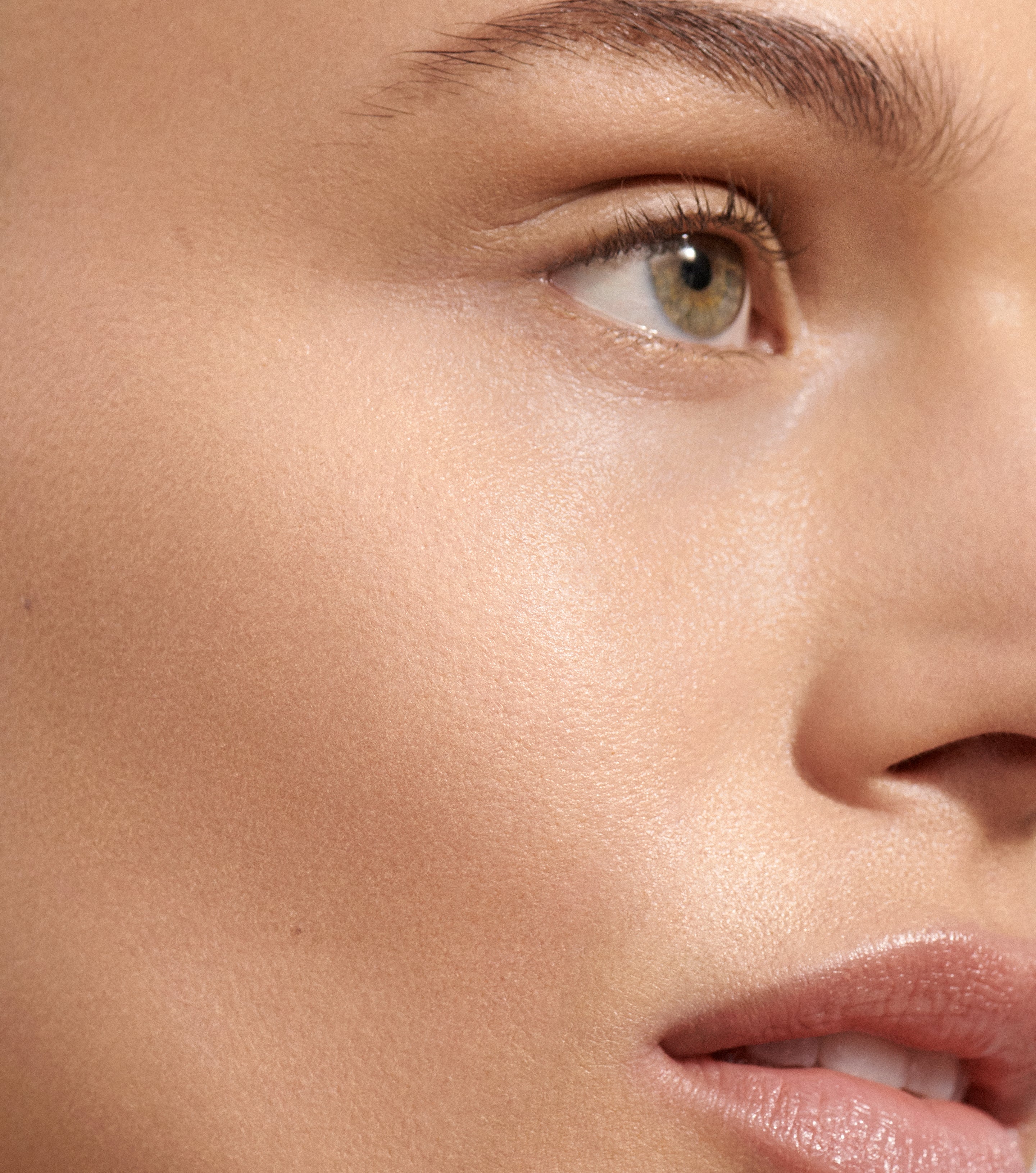 Beauty Butter Powder Bronzer in Coup de Soleil | Westman Atelier