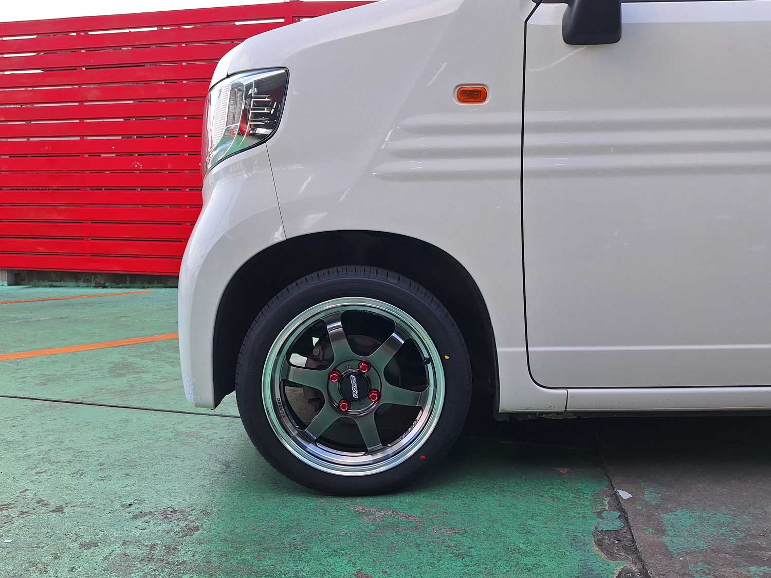 ホンダ N-VAN VOLK RACING TE37KCR 15×5.5J ZEETEX 165/50R15