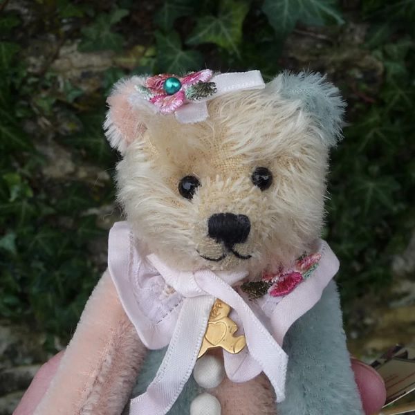 Sharon Barron、アメリカ、テディベア・オブ・ウィットニー