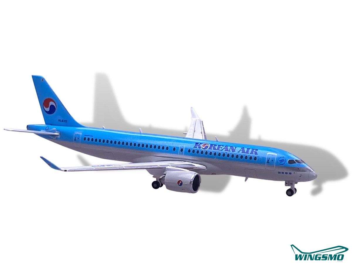 JC Wings Korean Air Airbus A220-300 Bombardier CS300 EW4CS3002