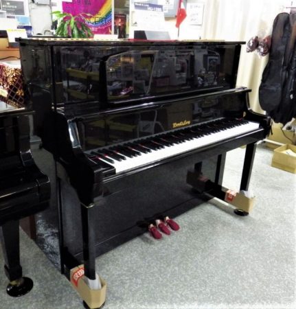 Wendl&Lung アップライトピアノ HU-128E ｜ 株式会社 塚本楽器・TMA