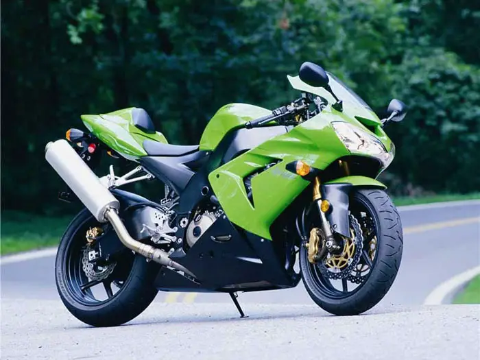 2004 Kawasaki Ninja ZX-10R Review