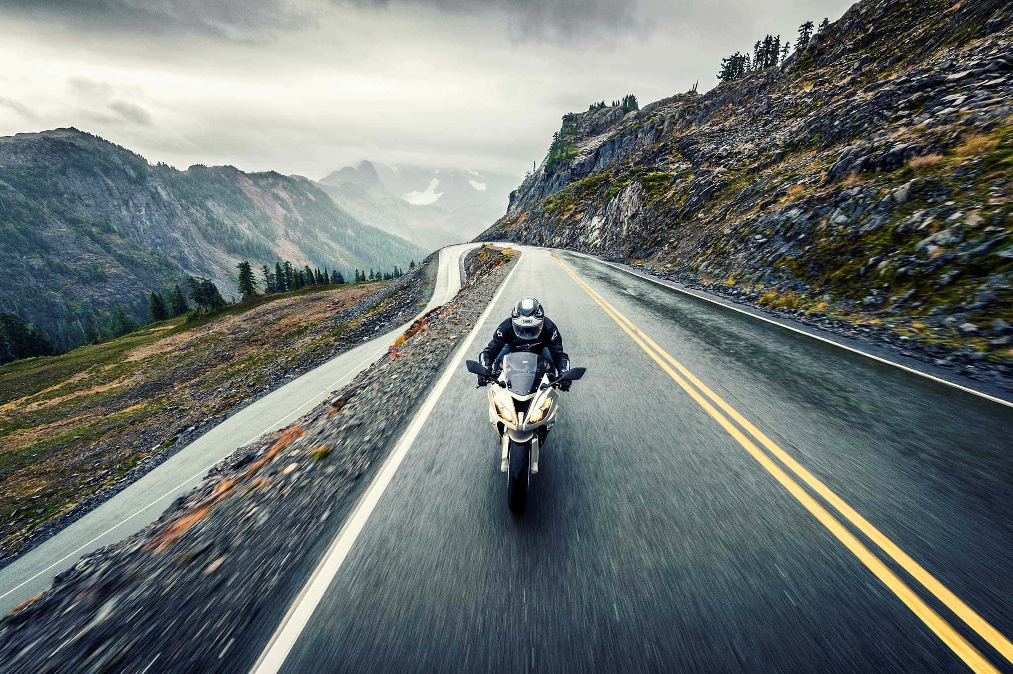 2017 Kawasaki Ninja ZX-6R ABS Review