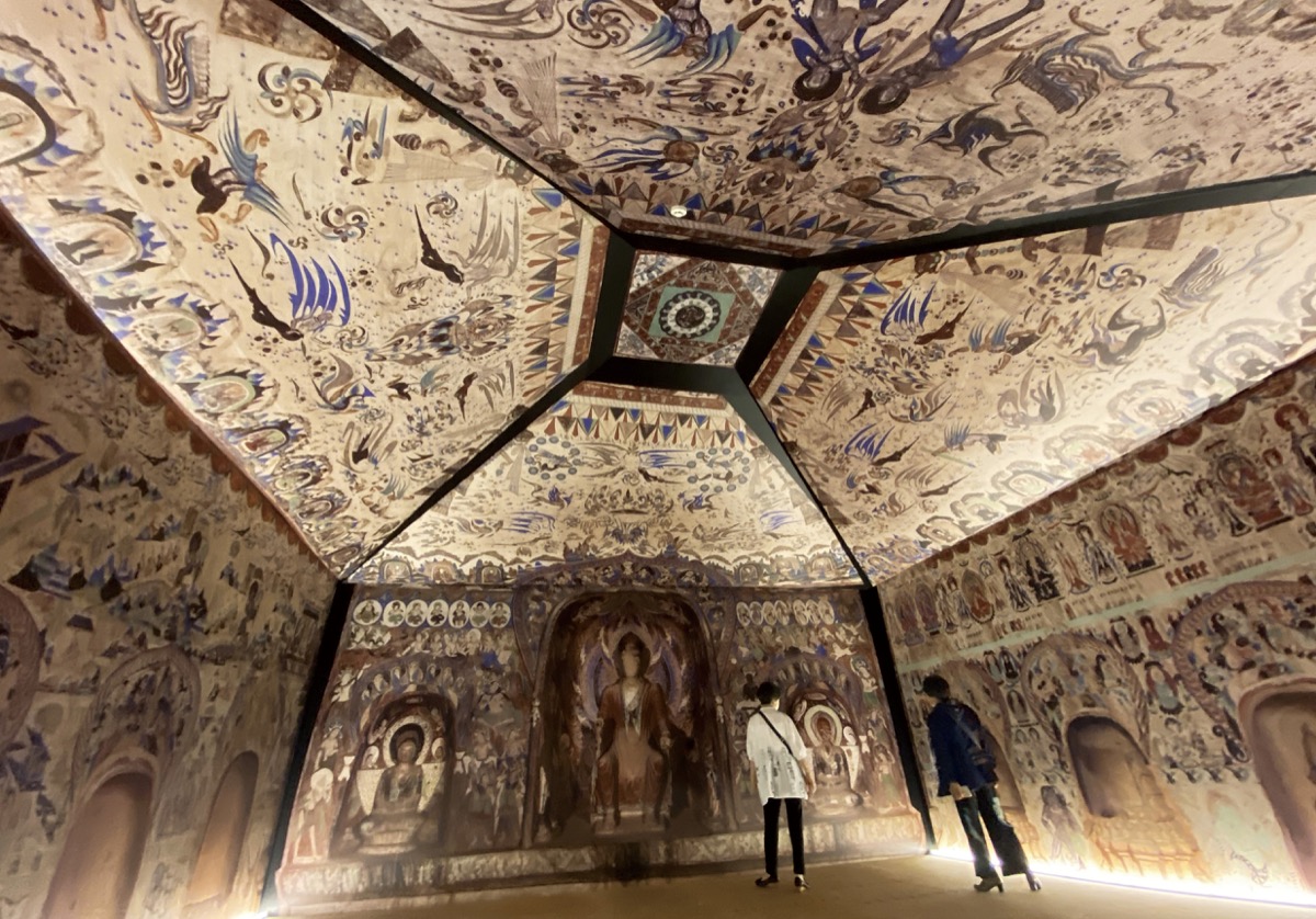 石窟を再現 富士美でシルクロード展 | 八王子 | タウンニュース