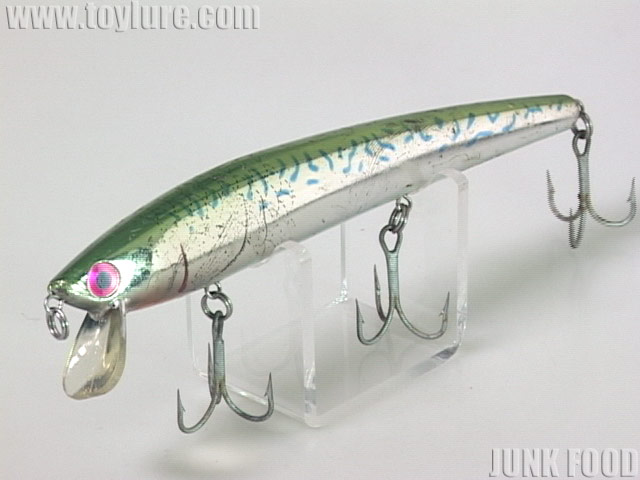 JUNK FOOD item: J-64718 シーバスハンター2 S 14cm