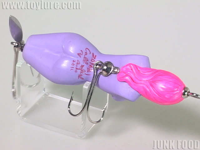 JUNK FOOD item: J-65637 コールガール