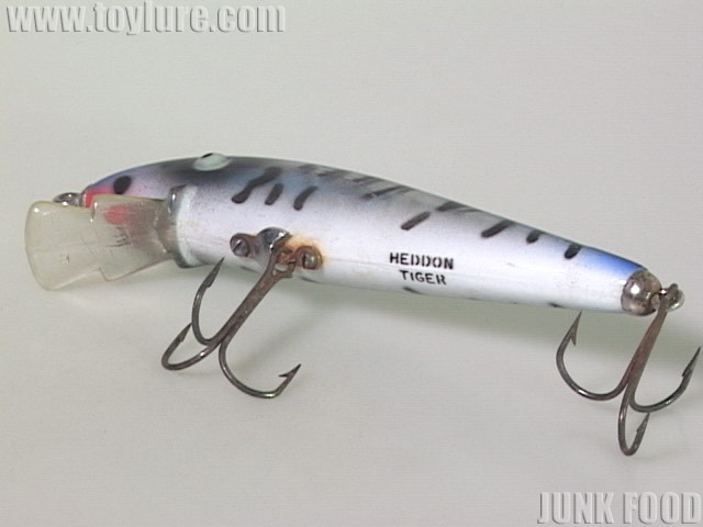 JUNK FOOD item: H-12756 Magnum Tiger マグナムタイガー