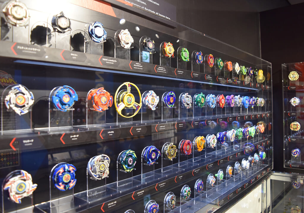 ベイブレード25周年記念展「BEYBLADE PARK」が渋谷で開催 - おもちゃ