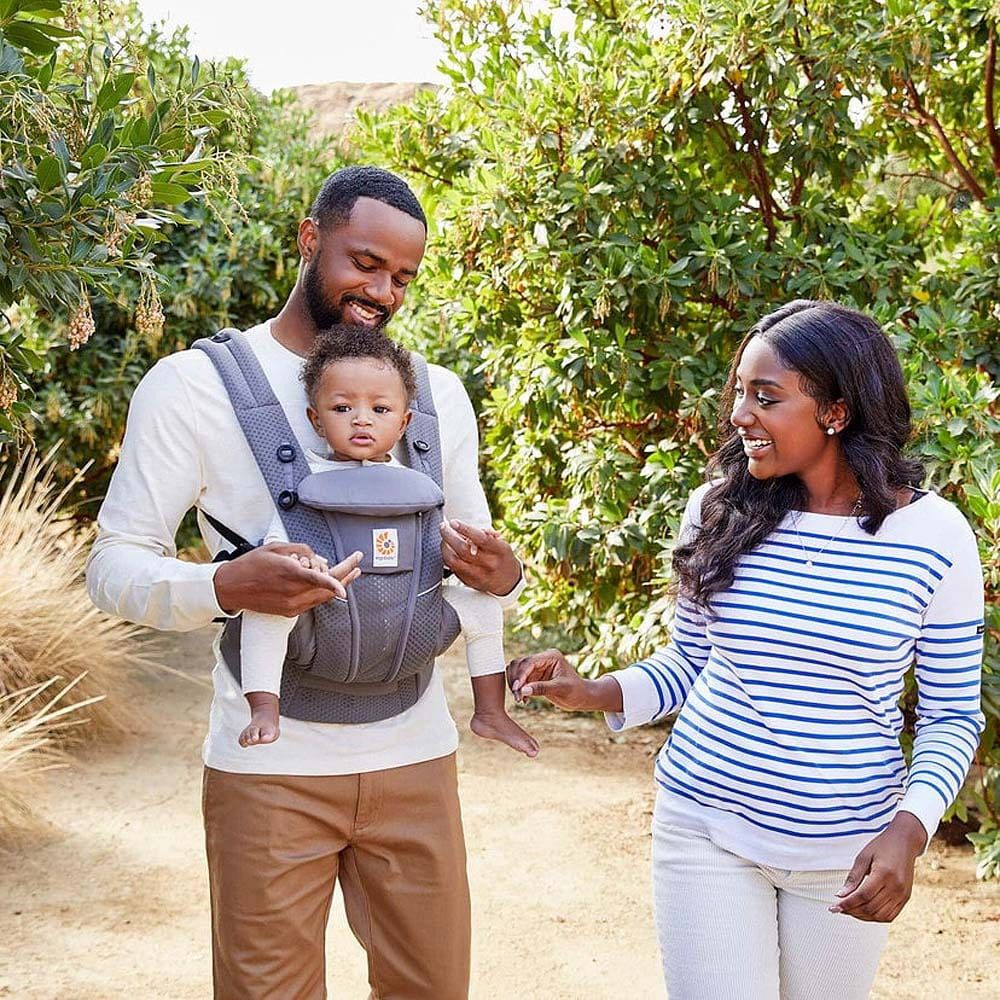 Ergobaby エルゴベビー OMNI Breeze (グラファイトグレー) 抱っこ紐