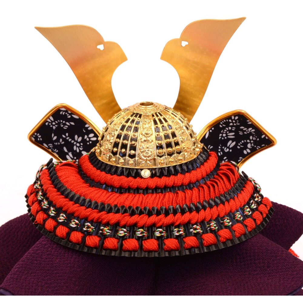 五月人形】兜飾り 床飾り「赤絲縅・紺絲縅」（536611）双子 おしゃれ