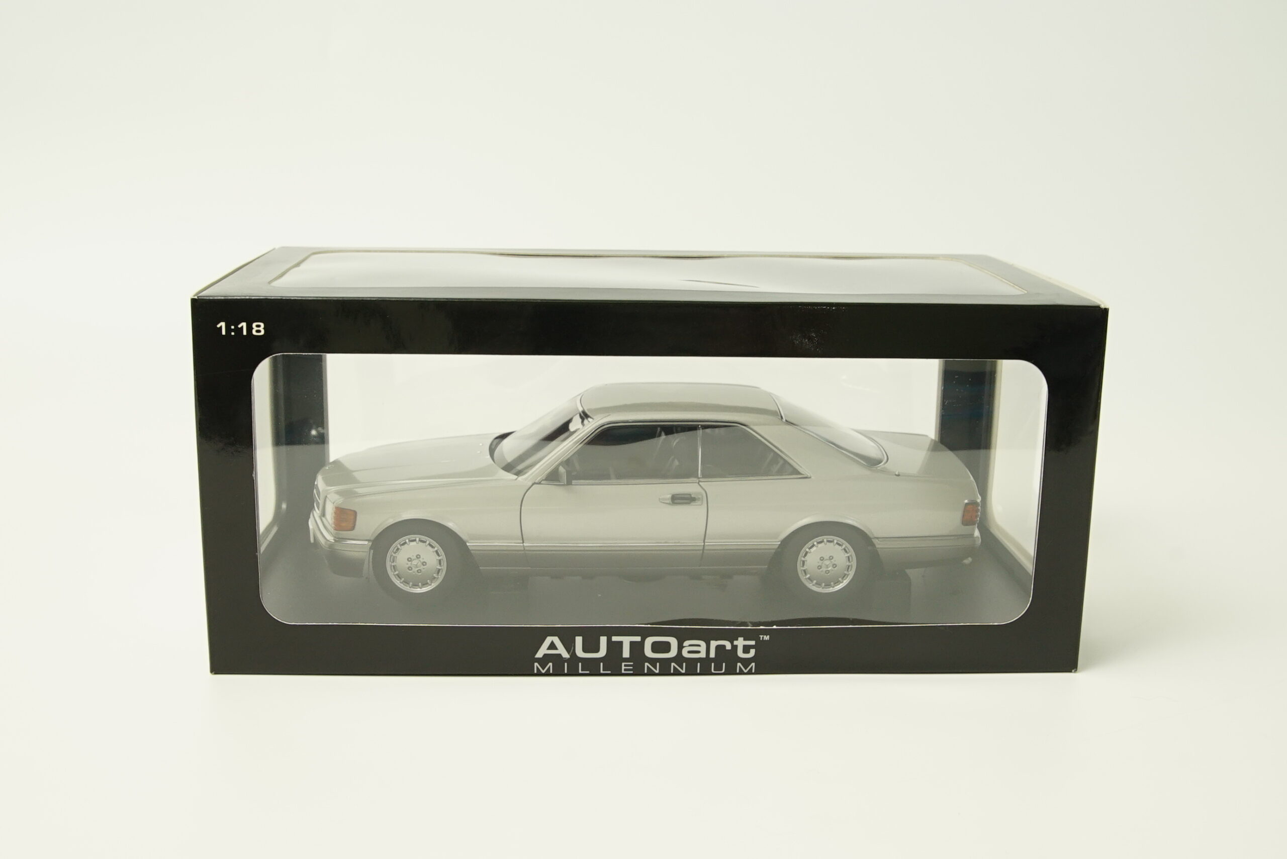 AUTOart MILLENNIUM メルセデス・ベンツ 500SEC 1/18スケールをお売り