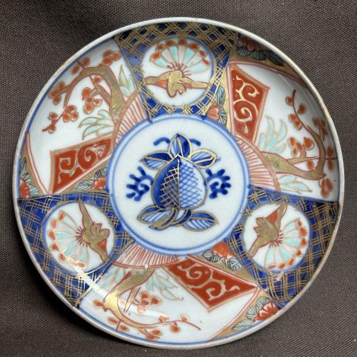 梅に鶴図染付小皿 /2023│埼玉県熊谷市のの骨董品専門店「雑貨とちや