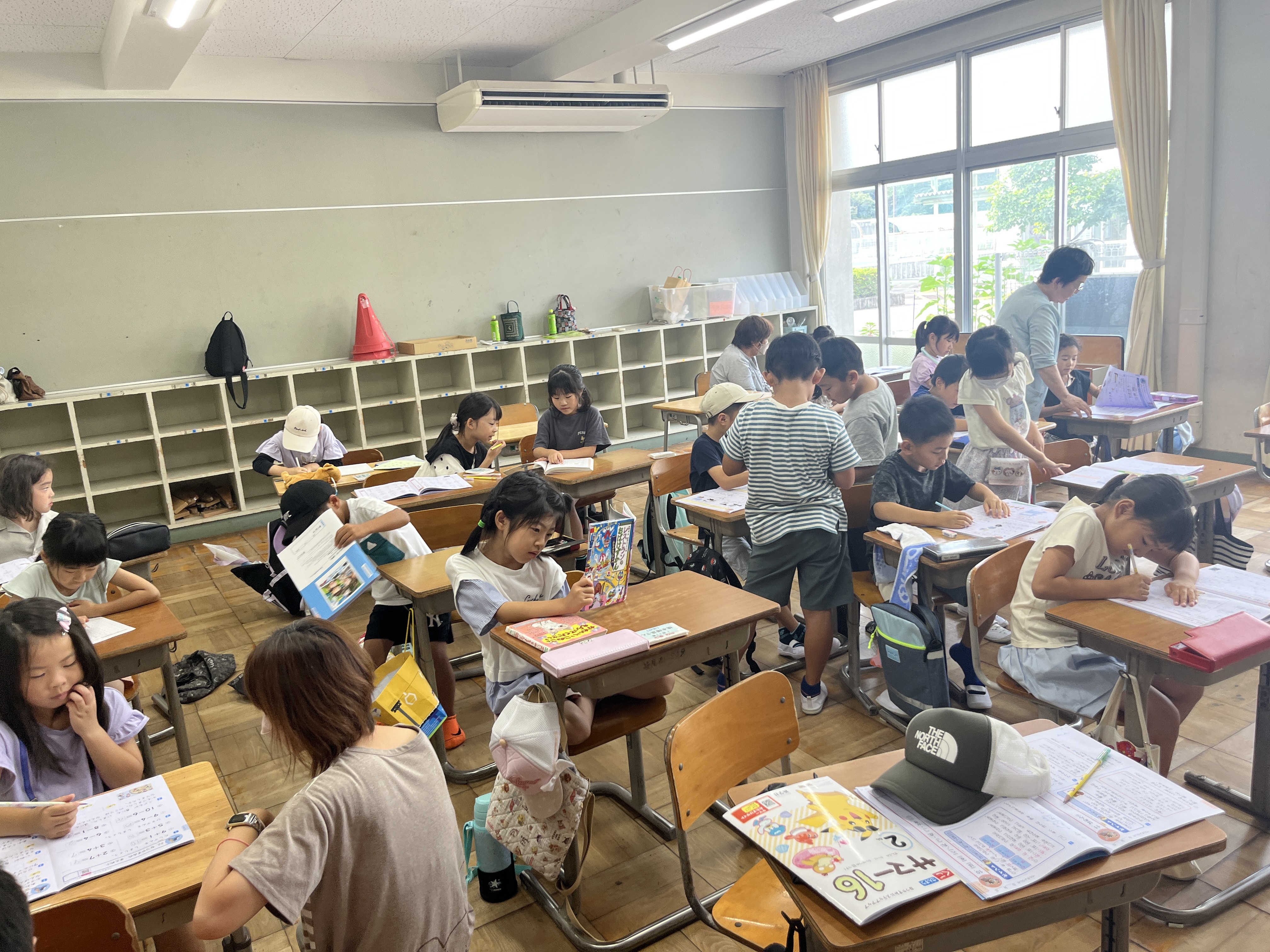 支えあい】夏休み宿題カフェin城山小学校（1日目）を開催しました