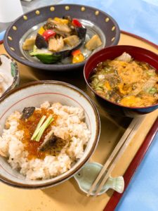 特別授業「寿司日本料理 葵代表取締役 渕田仁志先生」｜お知らせ