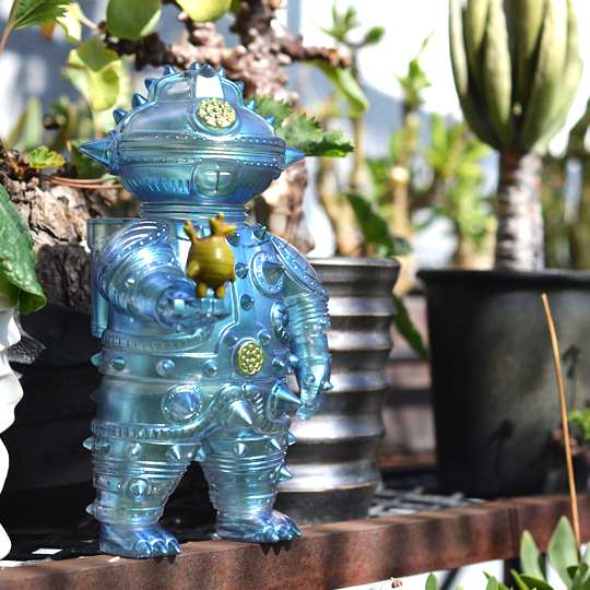 ソフビ製ともだち初号機 (光学迷彩Bタイプ) | 多肉植物・特別な鉢の