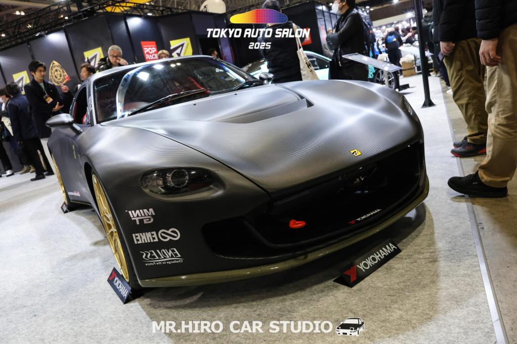 MR,HIRO CAR STUDIO カーラッピングの施工も可能！｜MR.HIRO CAR