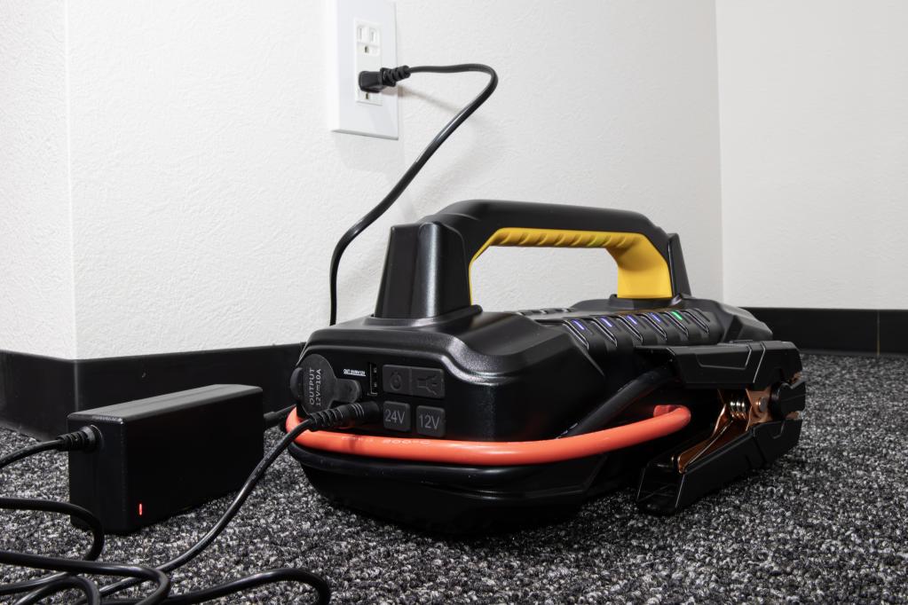 バッテリージャンプスターター 24V/12V 56000mAh 新発売｜ベロフ