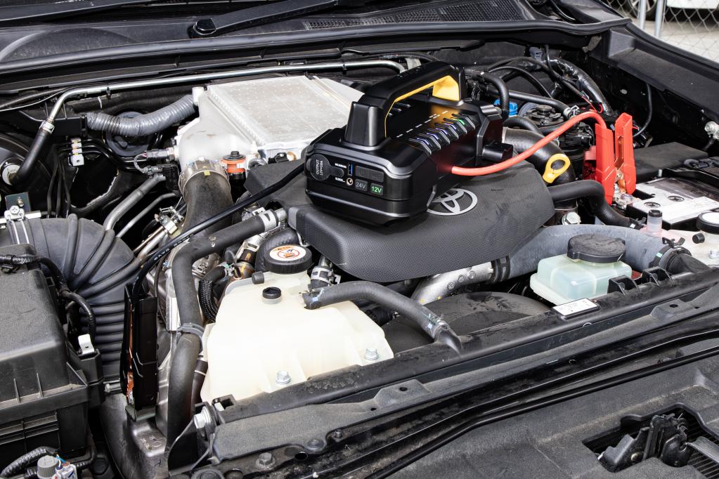 バッテリージャンプスターター 24V/12V 56000mAh 新発売｜ベロフ