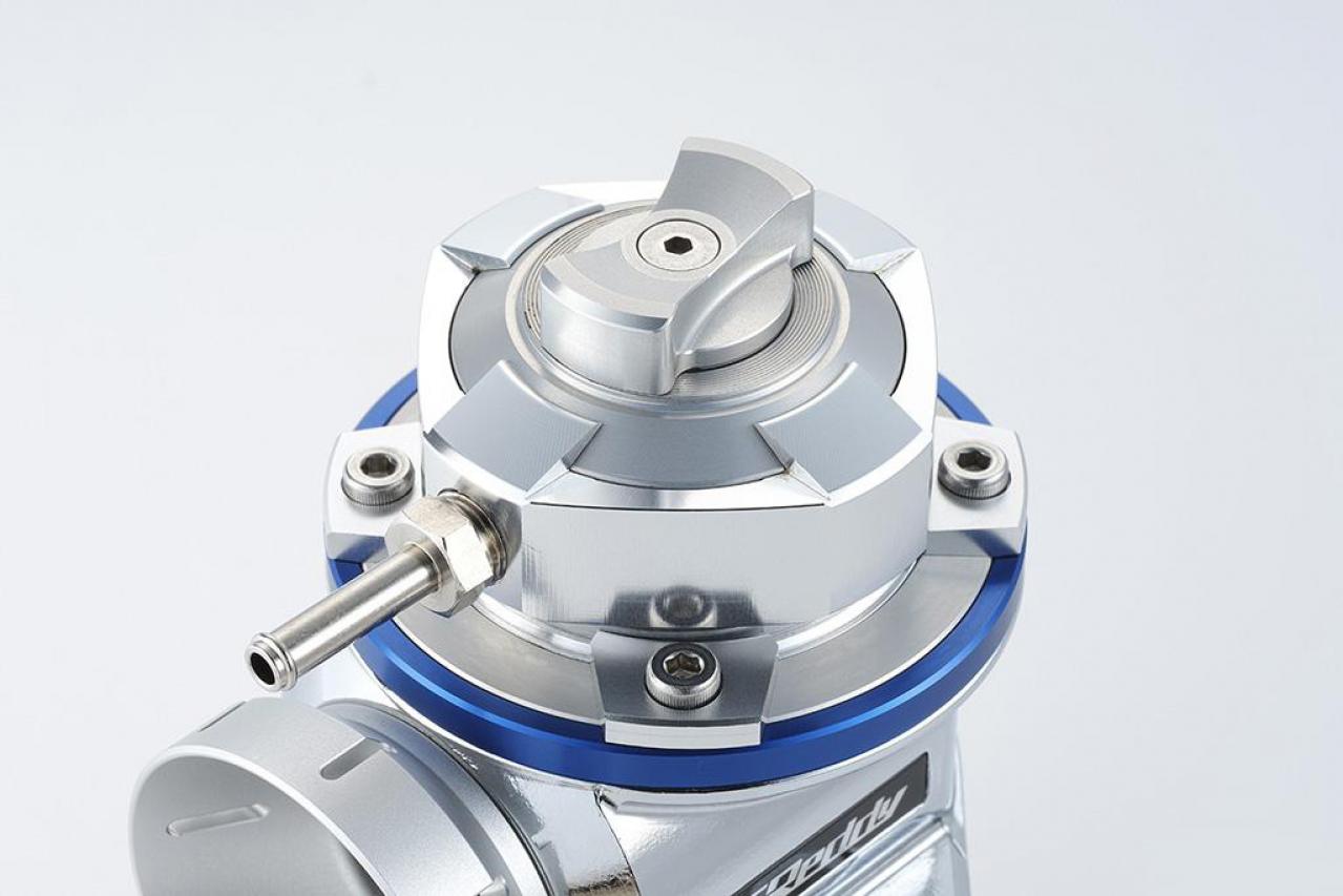 知っていますか？トラストブローオフバルブの超絶進化！」整備性と