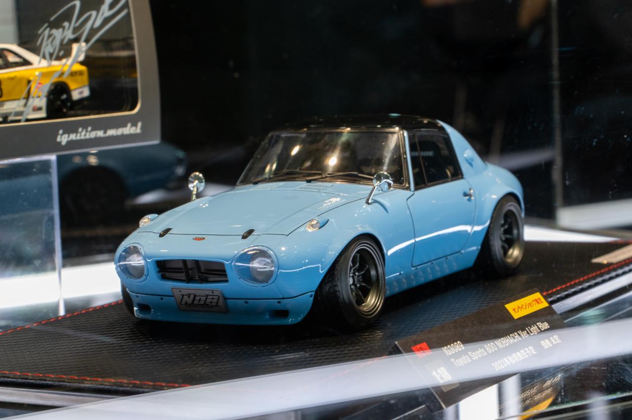 ブサロクフルオプション 谷口信輝選手のAE85風ボディ付き 谷口信輝選手